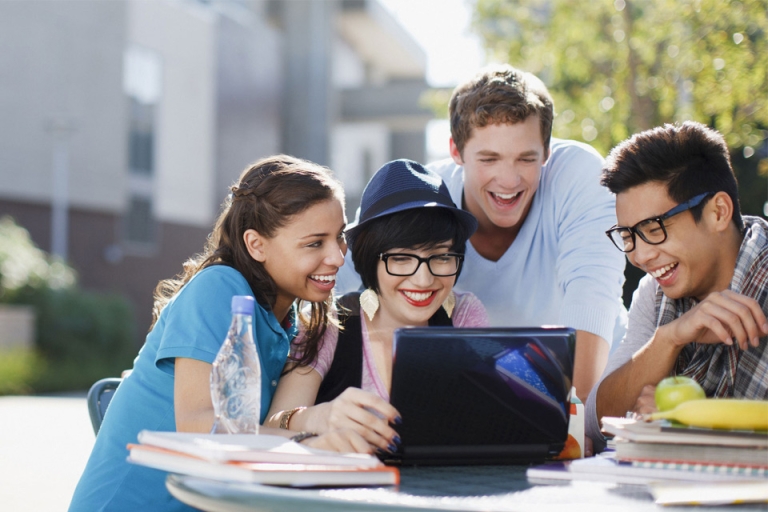 Học tiếng Anh theo phương pháp này giúp bạn tiến bộ nhanh chóng