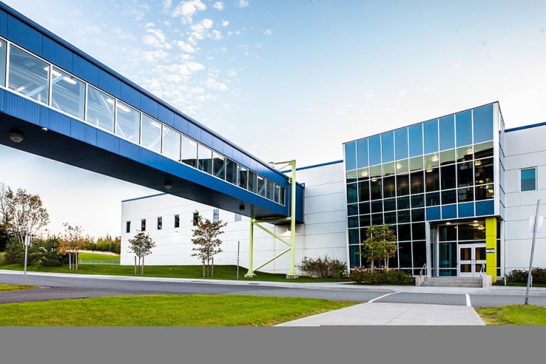 tim-truong-du-hoc-canada-22