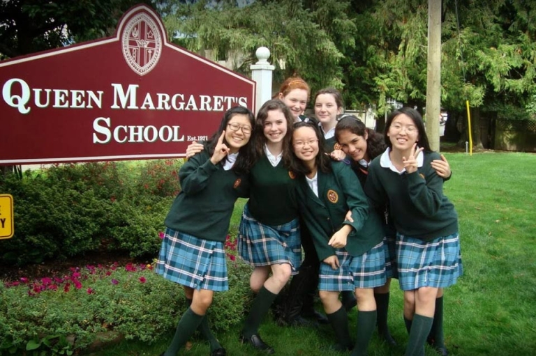 các trường dự bị đại học ở Canada