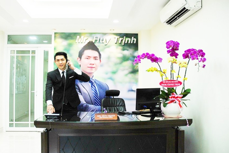 Huy Trịnh đã có được trung tâm tiếng Anh cho riêng mình sau khi trải qua những năm tháng khó khăn