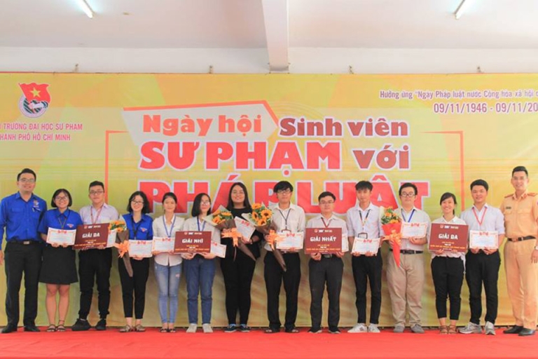 Sinh viên trường Đại học Sư phạm TP.HCM