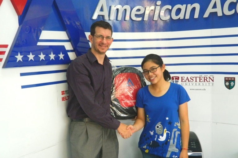 Học viên luyện thi IELTS tại AMA Biên Hòa