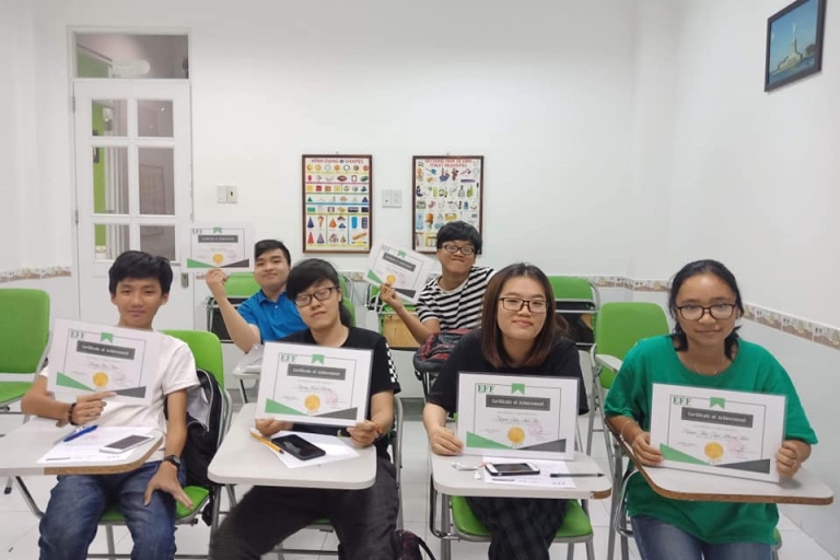 Các học viên tại Trung tâm TIếng Anh EFF Biên Hòa