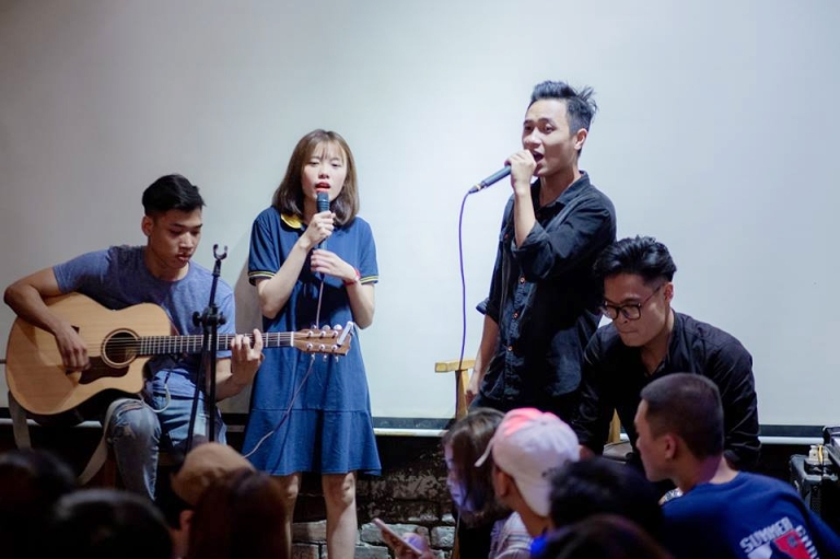 CLB Guitar HUBT nơi hòa nhịp đam mê của những bạn trẻ yêu âm nhạc