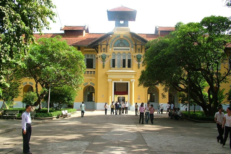 Đại học Sài Gòn với vẻ ngoài đặc biệt cổ kính (Nguồn: Ban Hạ tầng cơ sở Đại học Sài Gòn)