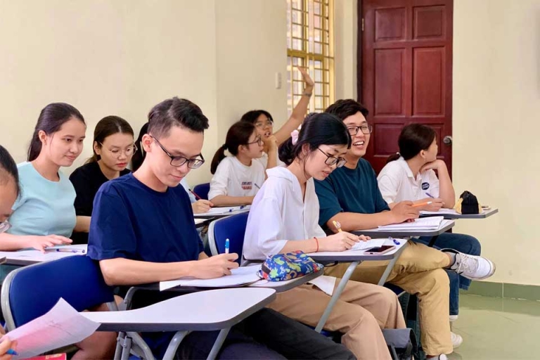 Không chỉ tiếng Anh giao tiếp, trung tâm còn là lò luyện IELTS chất lượng