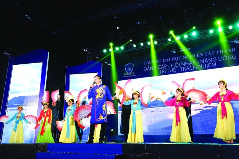 Một trong những tiết mục ấn tượng của CLB văn nghệ