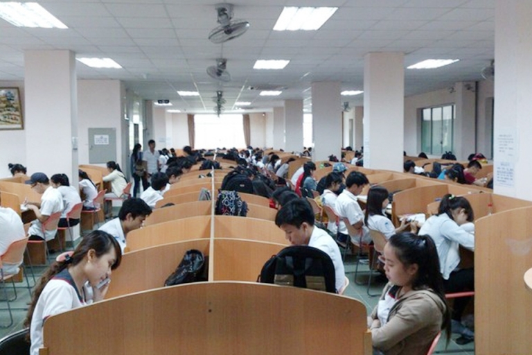 Thư viện là địa điểm dừng chân lý tưởng của nhiều sinh viên