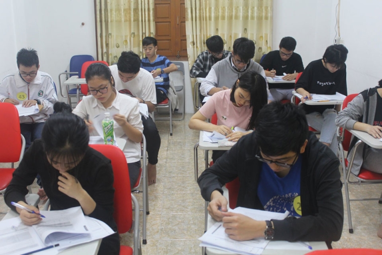 Trung tâm thường tổ chức những bài thi thử IELTS cho học viên