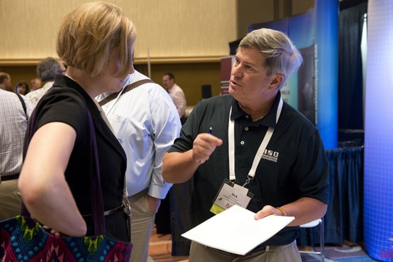 ky-nang-cham-soc-khach-hang