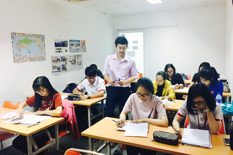 Hình ảnh lớp luyện thi JLPT trung cấp N3 tại First Study (Nguồn: firststudyhcm)