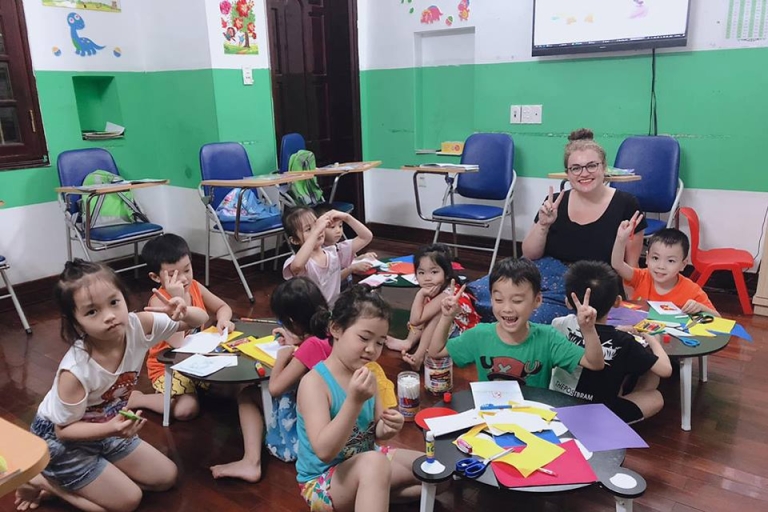 Không khí học tập đầy hào hứng từ các bạn nhỏ