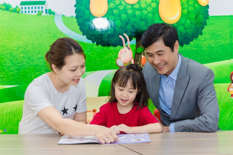 Học viên nhí tại AMES sẽ được học tiếng Anh song song với chương trình Toán và Khoa học Singapore