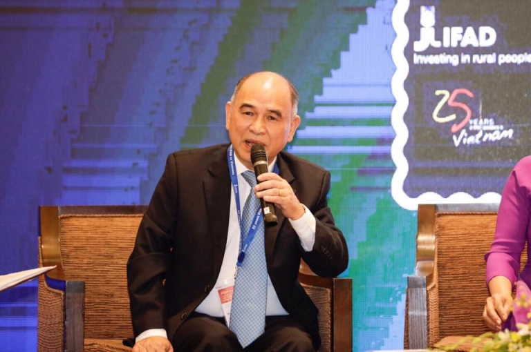 Chú Hà Văn Hoà – Nguyên Giám đốc Dự án IFAD, chuyên gia cao cấp tiếng Anh, đồng thời là quản lý trung tâm tiếng Anh TOT (Nguồn: Facebook –Trung tâm tiếng Anh TOT)