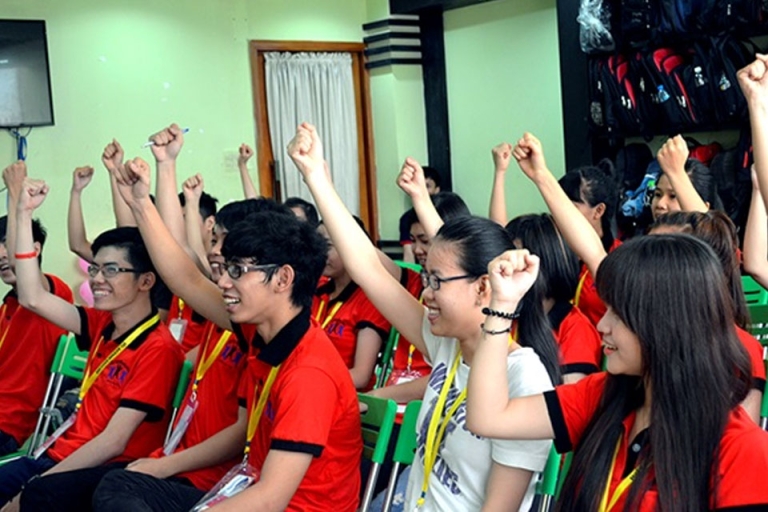 Những thông tin thêu dệt về Action English bắt nguồn từ đâu?