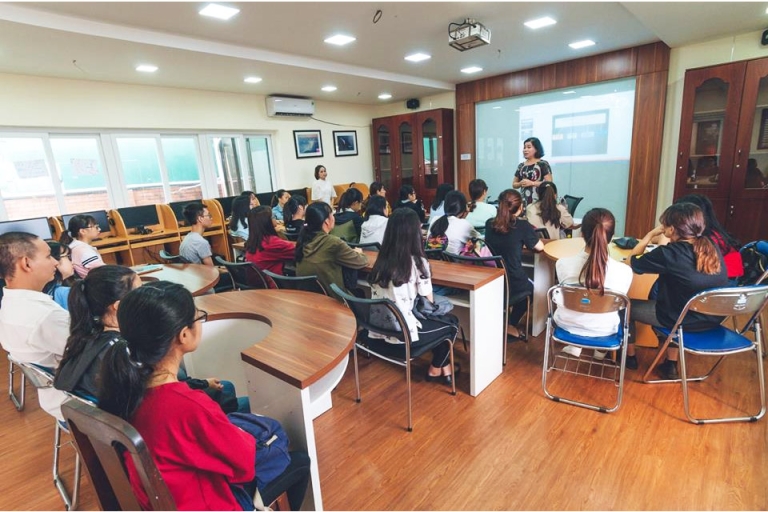 Chương trình luyện thi JLPT tại Hikari được đầu tư kỹ lưỡng từ nội dung đến người giảng dạy (Nguồn: Hikari Academy)