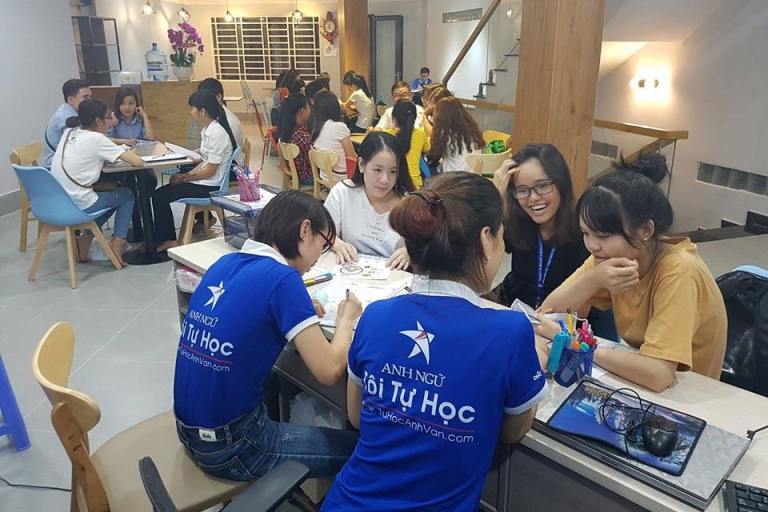 Đội ngũ tư vấn viên nhiệt tình, tận tâm (Nguồn: homeoffice)