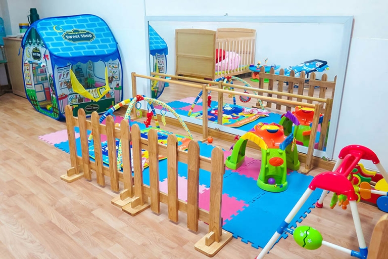 hoc-phi-truong-mam-non-cong-dan-quoc-te