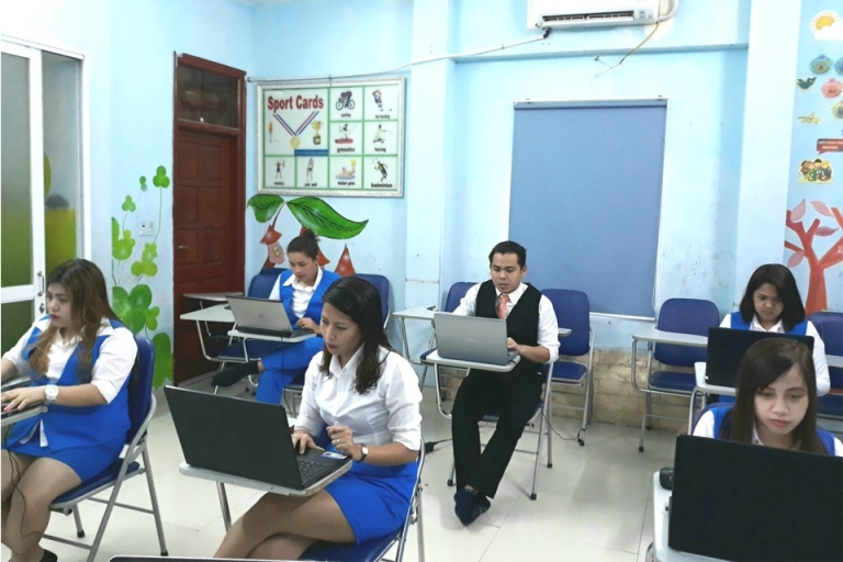 Đội ngũ giáo viên tại Ocean Edu bắt buộc phải tham gia các buổi kiểm tra chất lượng giảng dạy