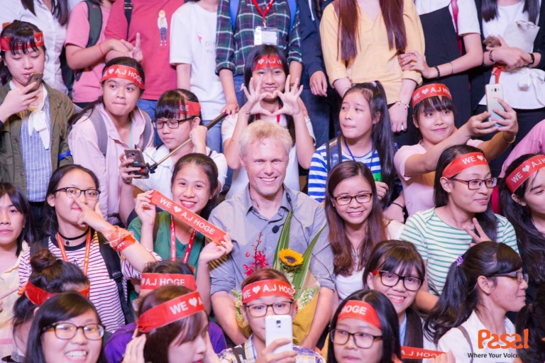 Bên cạnh nhữn giờ học chính, học viên của Pasal còn được tham gia những hoạt động ngoại khóa