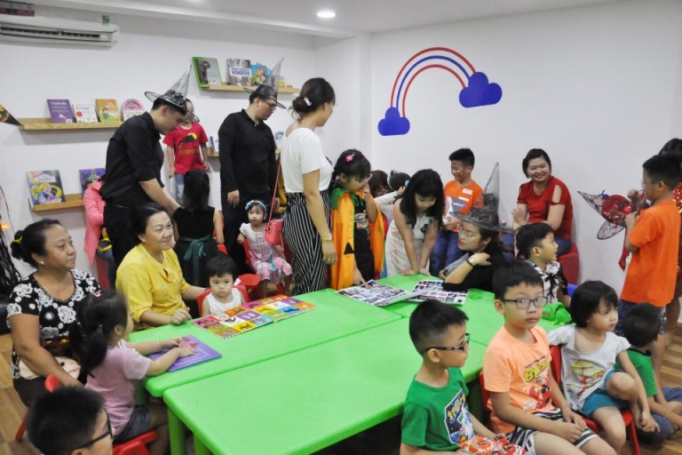 Hoạt động thú vị của câu lạc bộ đã xây dựng niềm hứng thú học ngôn ngữ cho trẻ tại trung tâm Anh ngữ Alpha Academy (Nguồn: Alpha Academy)