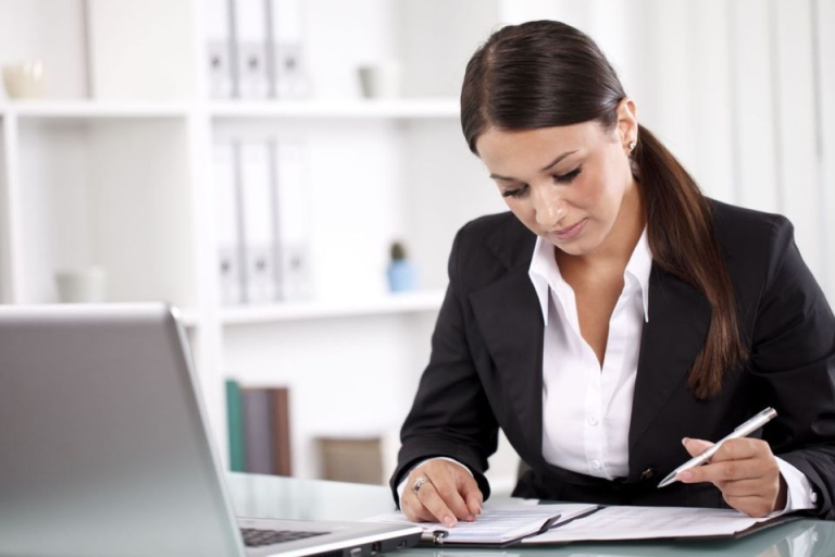 Luật sư cần có kỹ năng giải quyết vấn đề pháp lý (Nguồn: centype)