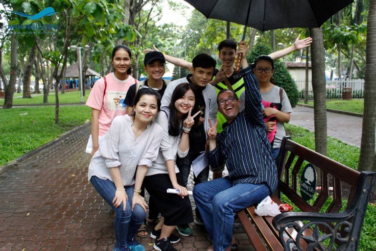 Không khí vui vẻ của những buổi thực hành tiếng Anh giao tiếp cùng người nước ngoài