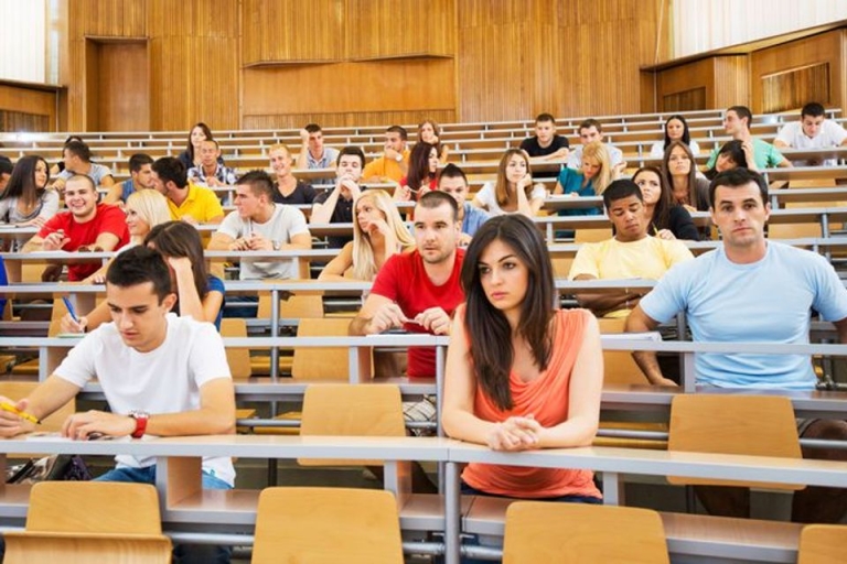 Cần tìm vị trí ngồi tốt để ghi chép hiệu quả