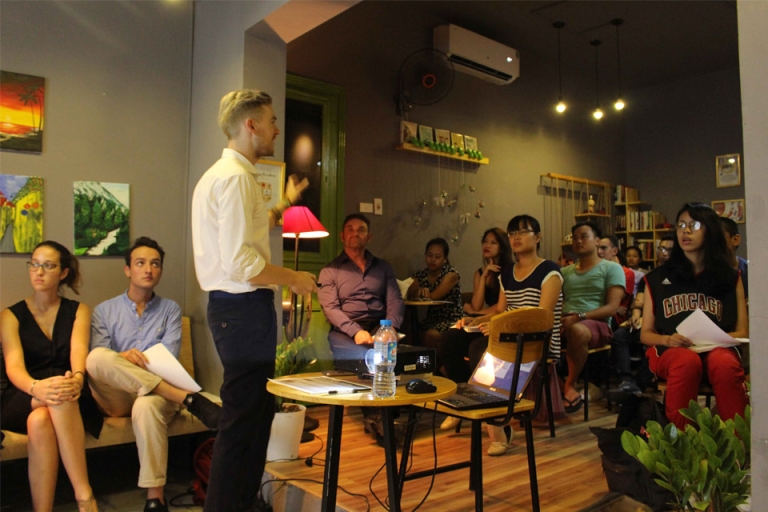 Trở thành công dân toàn cầu với 4 khóa học Global Business English