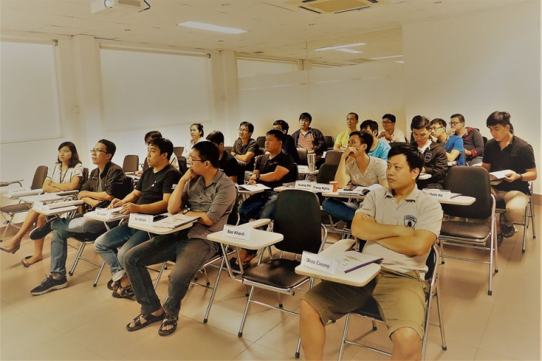 BeRich có các khóa học về quản lý tài chính online và offline