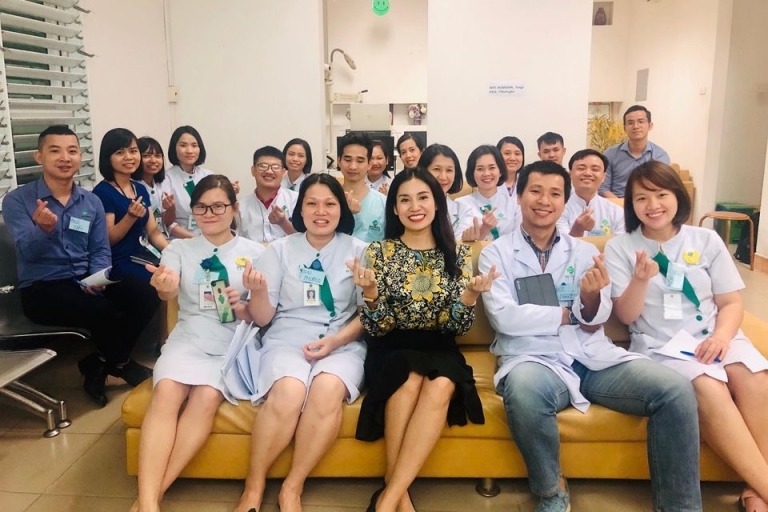 Lớp học Kỹ năng giao tiếp tại Bệnh viện Mắt Sài Gòn - Hà Nội (Nguồn: Vietskill)