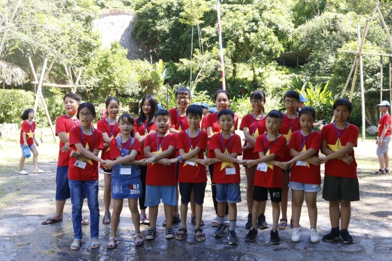 Học viên của MasterKids trong một buổi hoạt động ngoại khóa