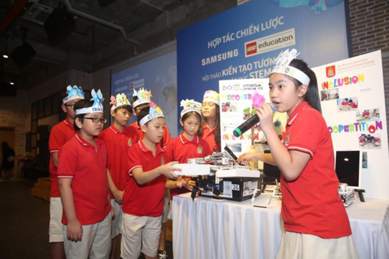 truong-tay-uc-nguyen-thong