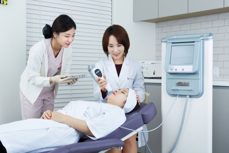 Hàn Quốc sẽ cần một số lượng lớn nhân lực cho ngành thẩm mỹ trong tương lai gần