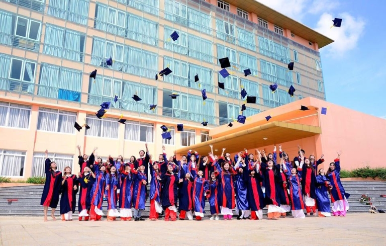 Sinh viên Đại học Văn hóa TP.HCM trong ngày lễ tốt nghiệp (Nguồn: Facebook -
