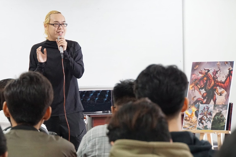 Sinh viên khoa Mỹ thuật Công nghiệp tham gia Workshop Digital Painting (Nguồn: Đại học Quốc tế Hồng Bàng)