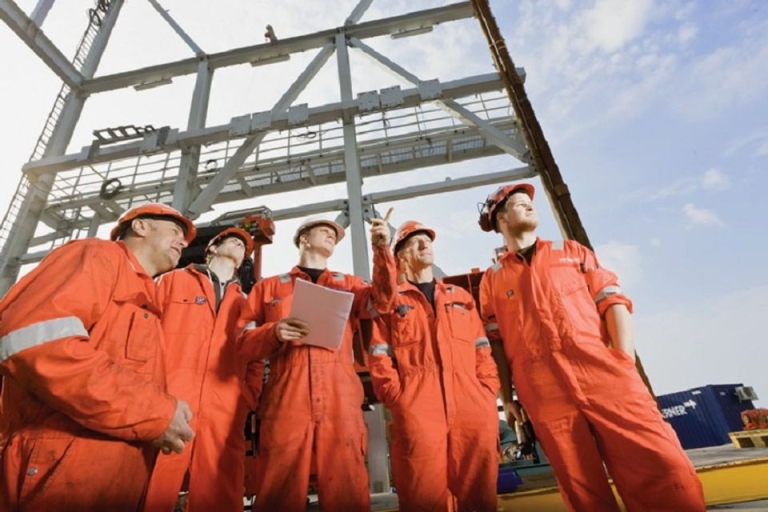 Mức lương của ngành Dầu khi không thực sự cao như tưởng tượng của nhiều người 