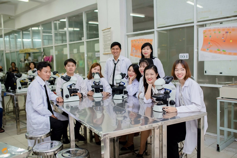 Đại học Hồng Bàng đào tạo đa ngành từ y dược, kiến trúc đến giáo dục, marketing...