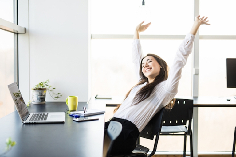 Người hướng nội có thể hoàn thành công việc một cách độc lập (Nguồn: designtaxi)