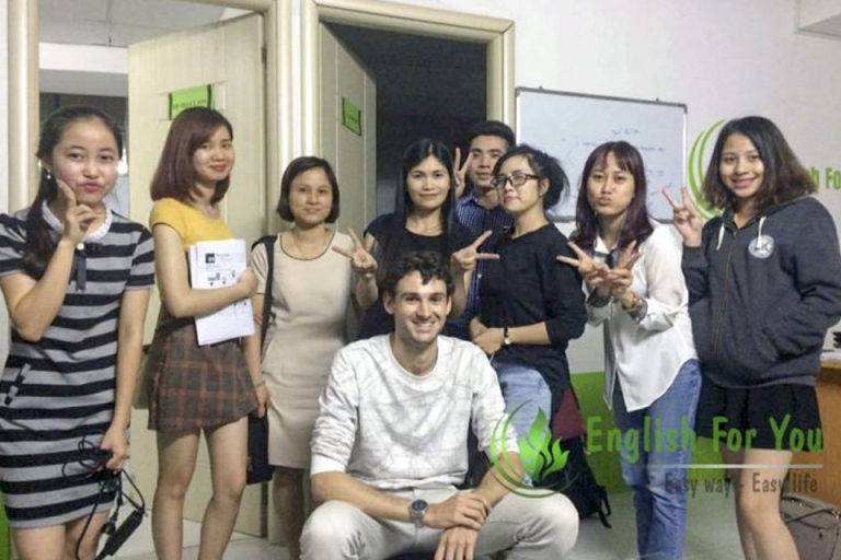 English for You chinh phục học viên bởi môi trường học tập thân thiện và năng động