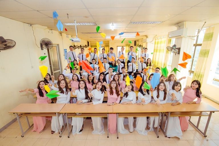 Hành trình áo dài của sinh viên Đại học Tài chính – Ngân hàng Hà Nội (Nguồn: FBU)