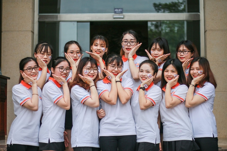 Nữ sinh viên Học viện Ngân hàng (Nguồn: Học viện Ngân hàng)