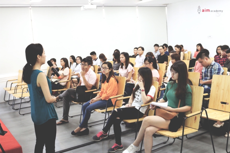 Hình ảnh một buổi học tại trung tâm