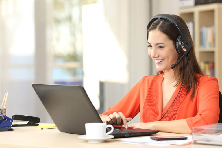 Học tiếng Anh online dần được nhiều người lựa chọn bởi sự tiện lợi của nó