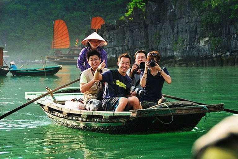 Sinh viên cần trang bị nhiều kỹ năng để làm việc tốt trong ngành Quản trị Dịch vụ Du lịch và Lữ hành (Nguồn: Báo mới)