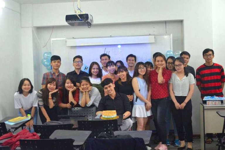 Lớp học thân thiện và vui vẻ (Nguồn: Hikari Academy)