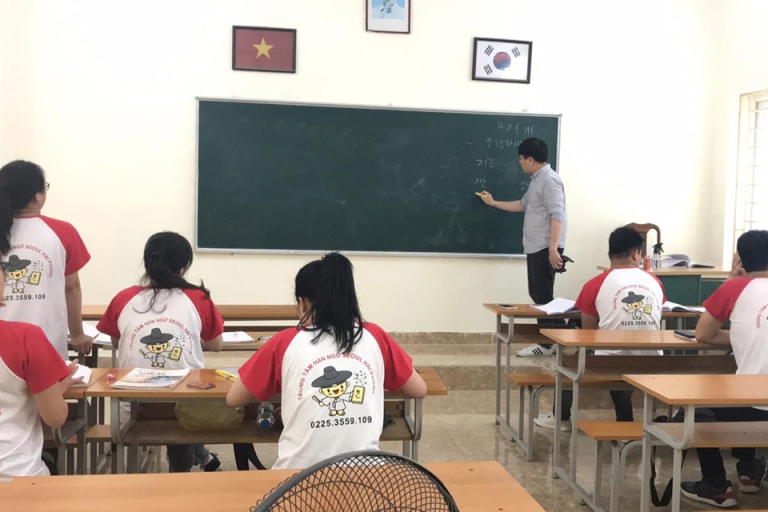 Giờ học tại Trung tâm Hàn ngữ Seoul Hải Phòng (Nguồn: Trung tâm Hàn ngữ Seoul Hải Phòng)