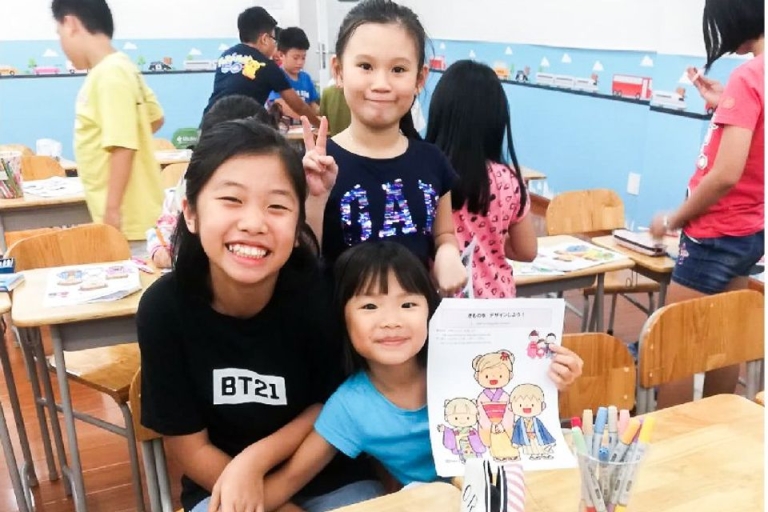 Trẻ được trải nghiệm nhiều hoạt động thú vị và bổ ích tại Trại hè Nhật Bản IZUMI