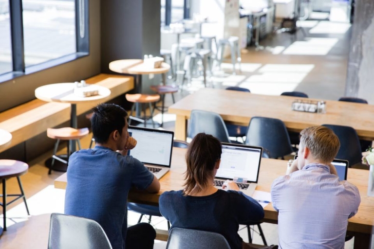 Ghi nhớ từ vựng về giao dịch bằng tiếng Anh giúp công việc của bạn thuận lợi hơn