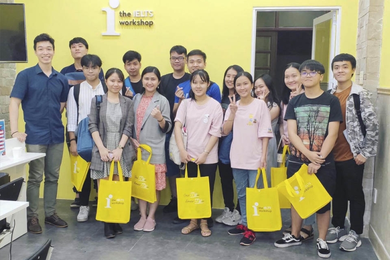 Trung tâm Anh ngữ The IELTS Workshop đem lại môi trường học tập sáng tạo và cởi mở khơi gợi niềm đam mê ngoại ngữ của các bạn trẻ (Nguồn: Trung tâm Anh ngữ The IELTS Workshop)